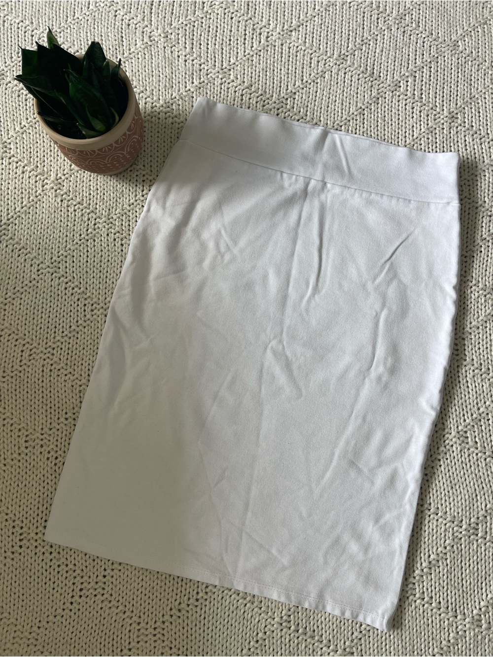 Vintage Double Take White Stretch Pencil Skirt Size M Made in USA Y2K